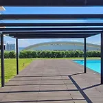 Antas Park Concept Lifestyle With Pool Lägenhet